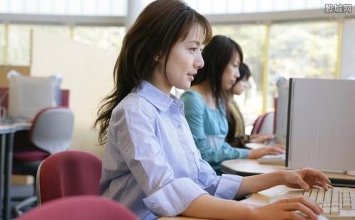 拿手机就能做任务赚钱的方法，现在就能赚！